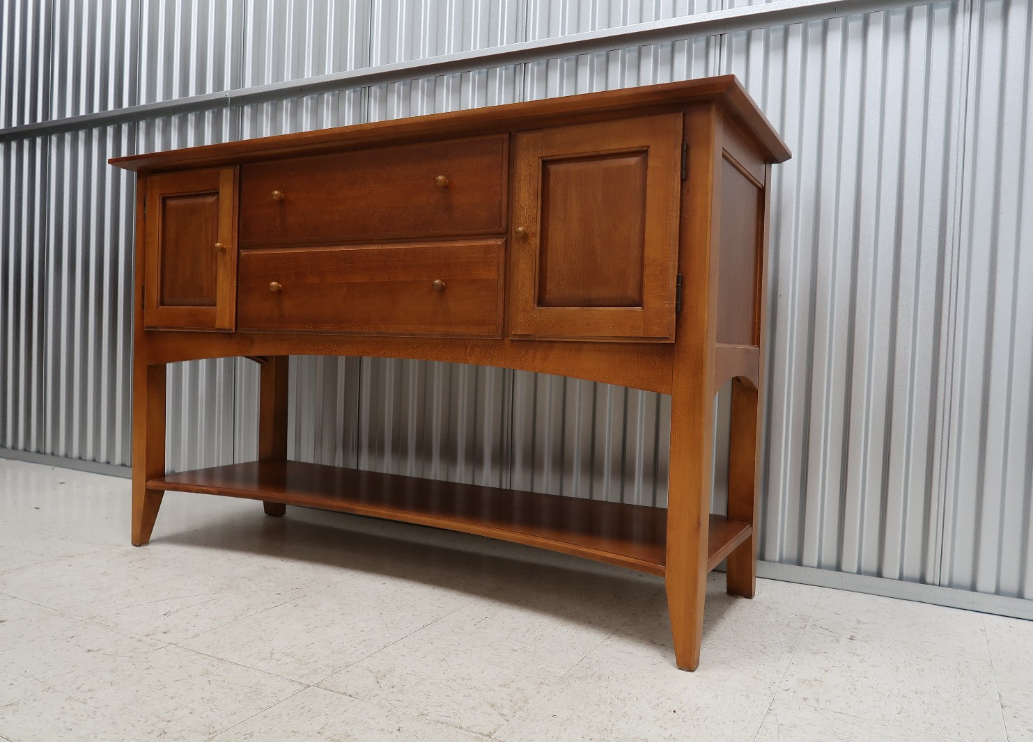 Thomasville ” Impressions” Cherry Sideboard With Hutch