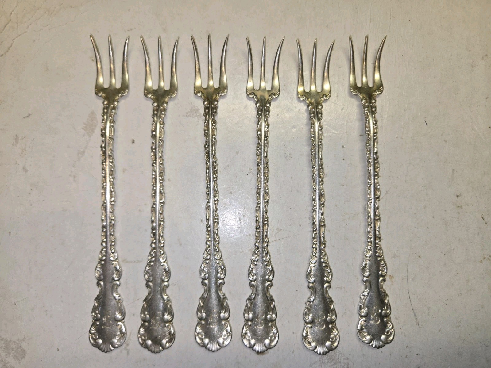 6 Vintage 1891 Whiting Louis XV Sterling Silver Cocktail Forks,88 Grams,5 1/2″
