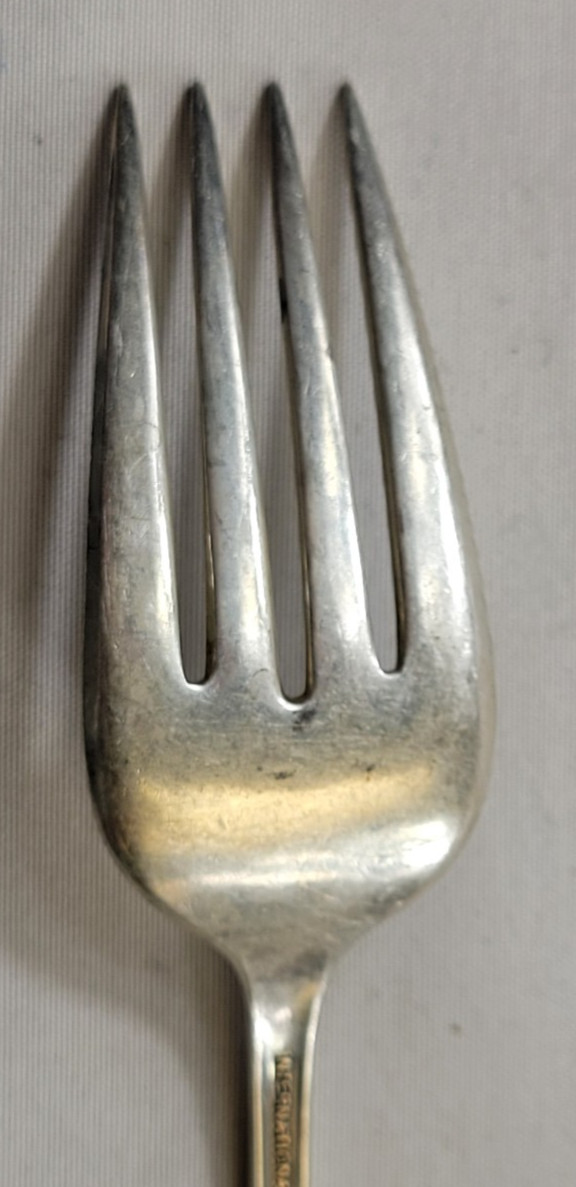 “Spring Glory” Fork -6.50″ International Sterling