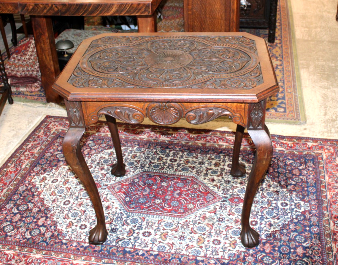 English Antique Oak Chippendale Occasional Table / Side Table