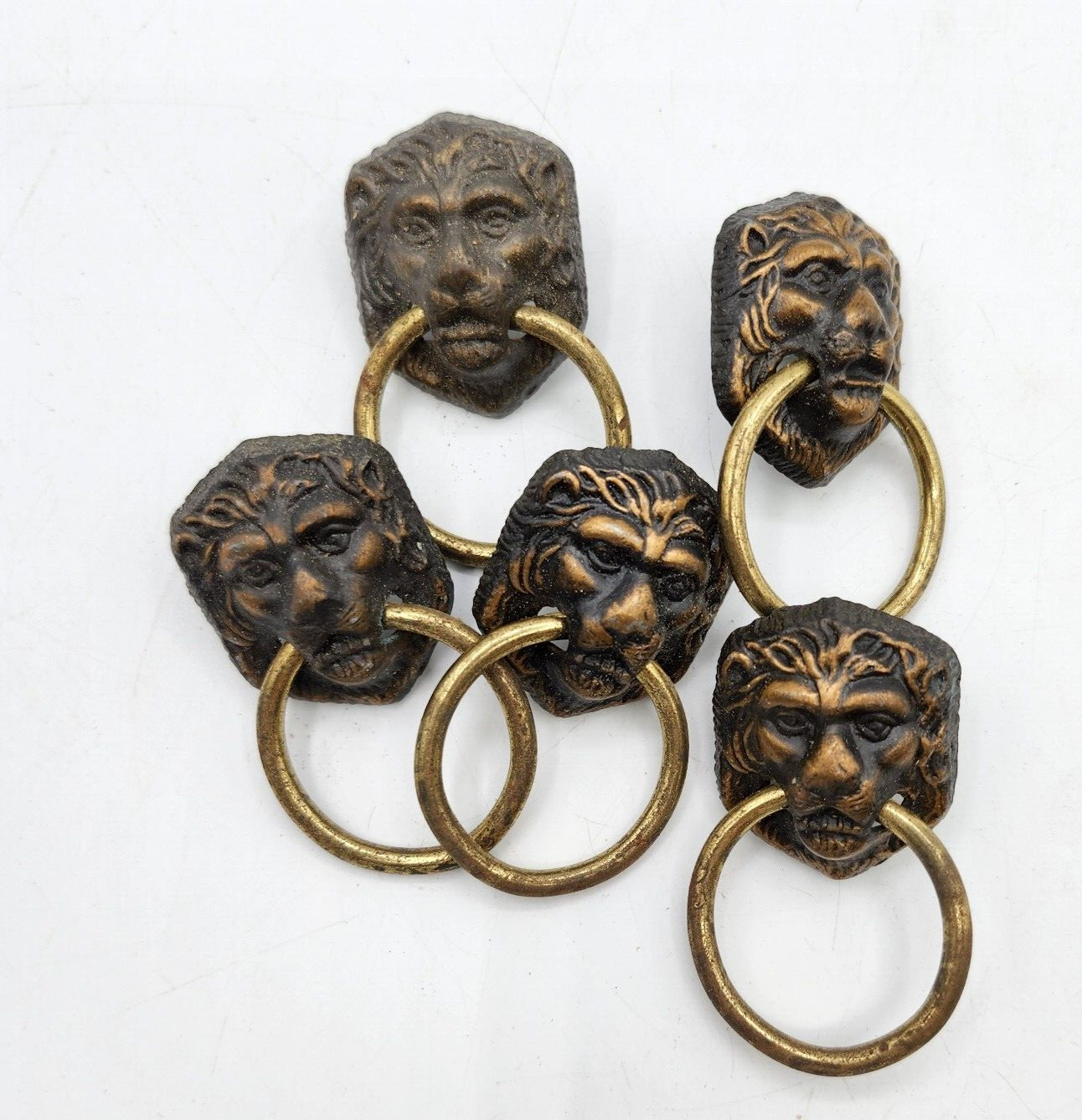 Vintage lot 5 Drawer Shade 2″ Pull Lion Head Antique Brass Color Metal shade