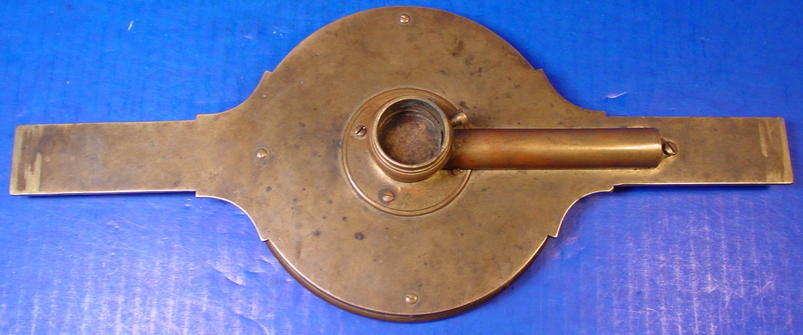 1740 John Gilbert Plain Compass + Original Box – Rare 18th Century Compass