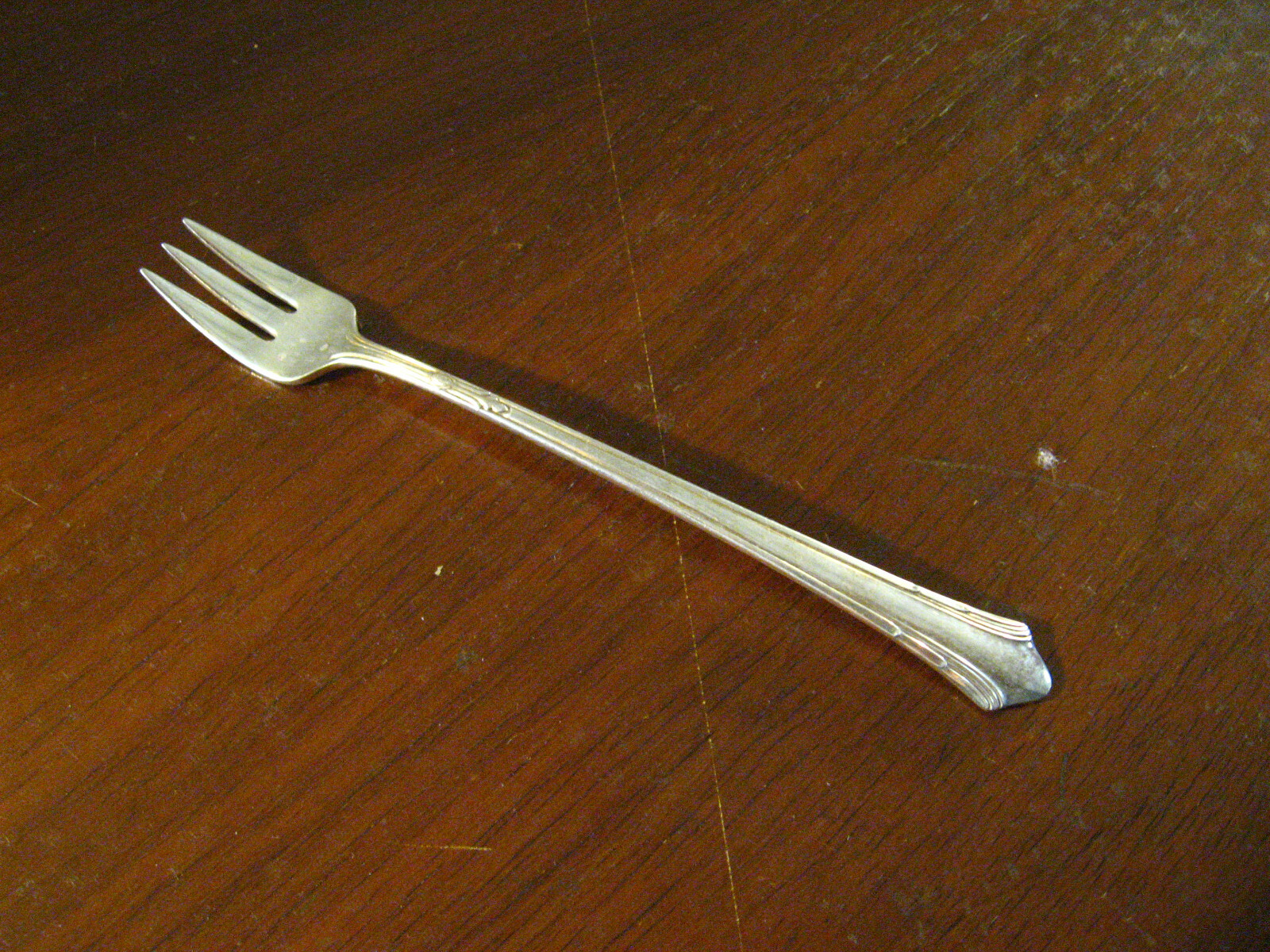 Gorham Silverplate Lady Caroline Cocktail Seafood Fork – Antique Silverware