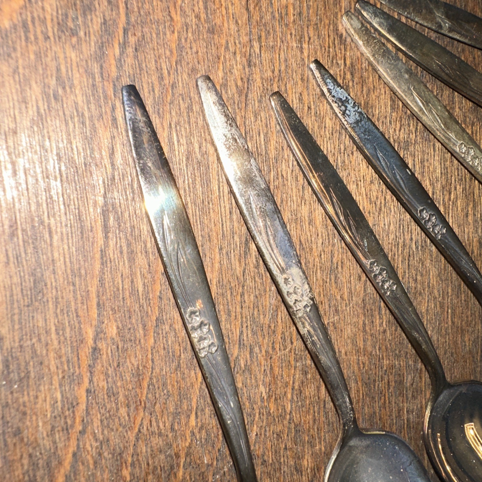 Oneida Community Silver Plate Sugar / Dessert Spoons Flatware 12 Pieces
