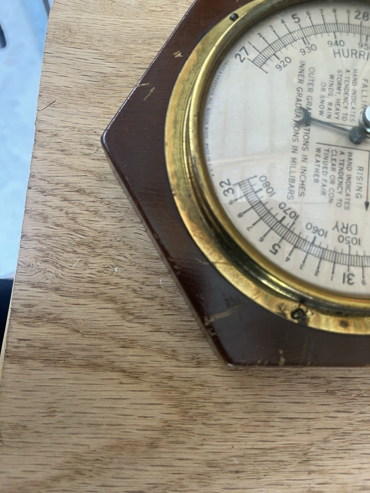 Swift & Anderson Barroneyer Barometer