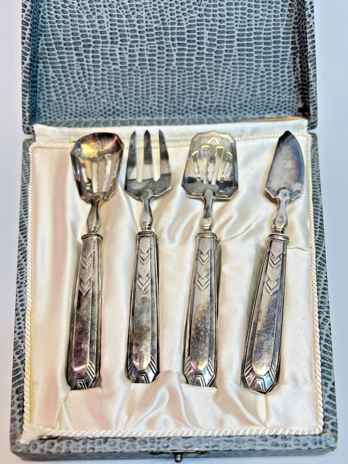 1920s Antique French Silver-plated Serving Dessert Set Fork Knife Spoon Box