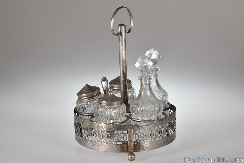 4Q 1800’s Silver Plate Castor Set w/5 Glass Bottles