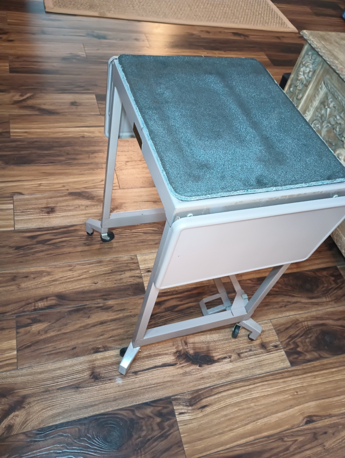 Nice Vintage Tan Tiffany Typewriter Metal Table Stand Drop-Leaf Desk With Pad