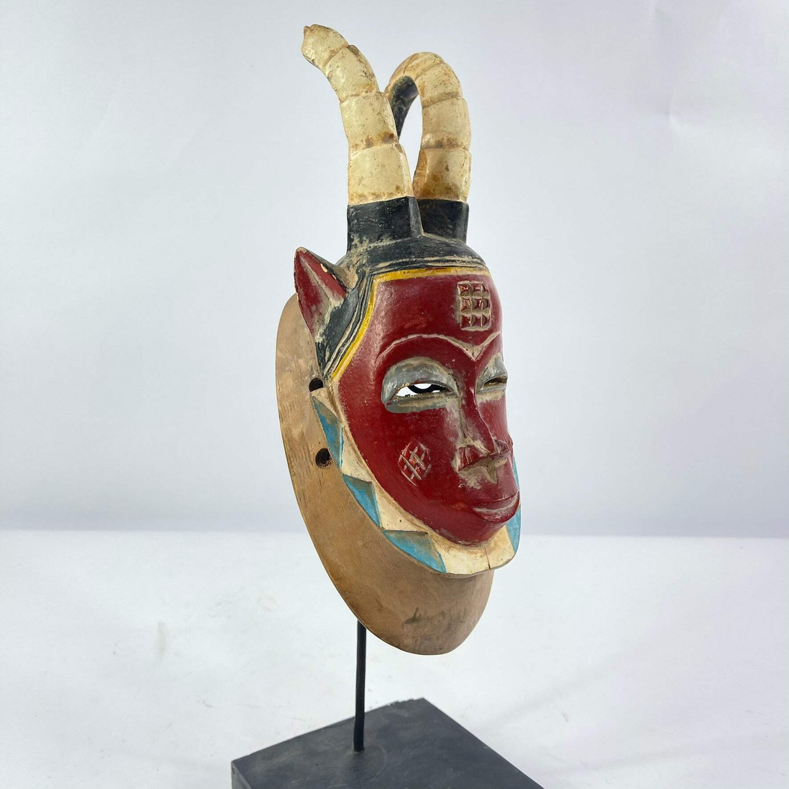 Baule House Mask Côte d’Ivoire