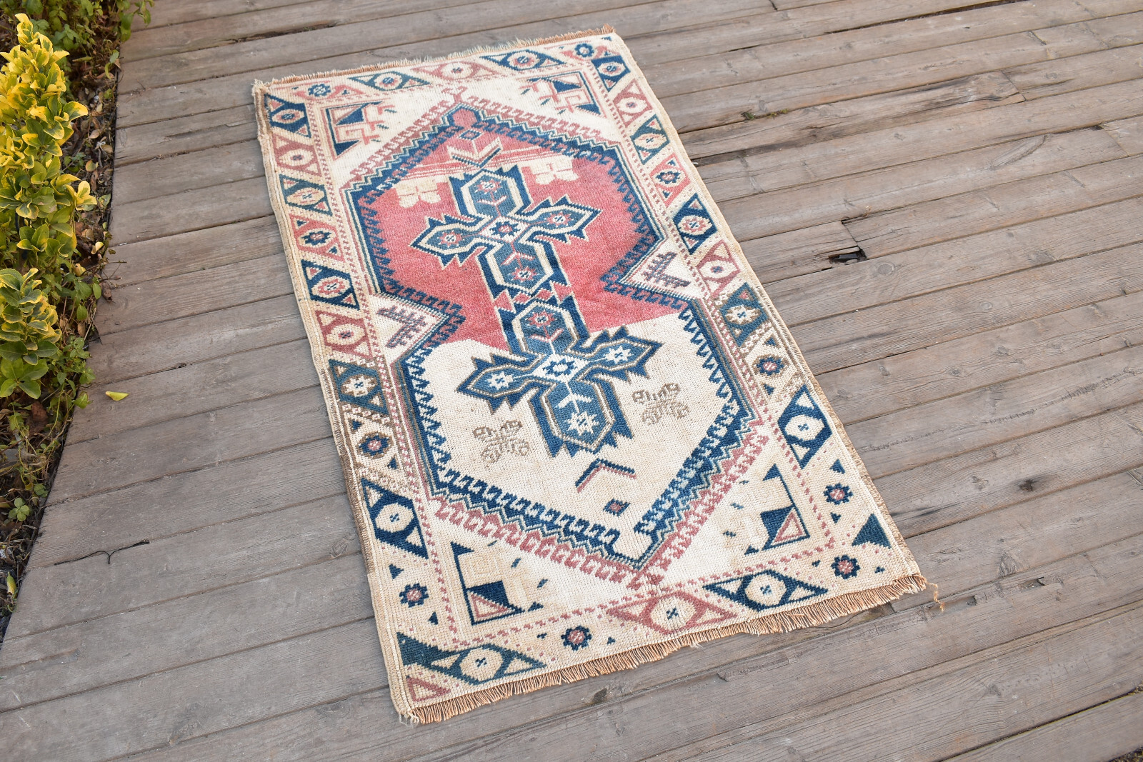Turkish Rug 2×3 Handwoven Oushak Rug 70x119cm Natural Wool Carpet Muted Rug