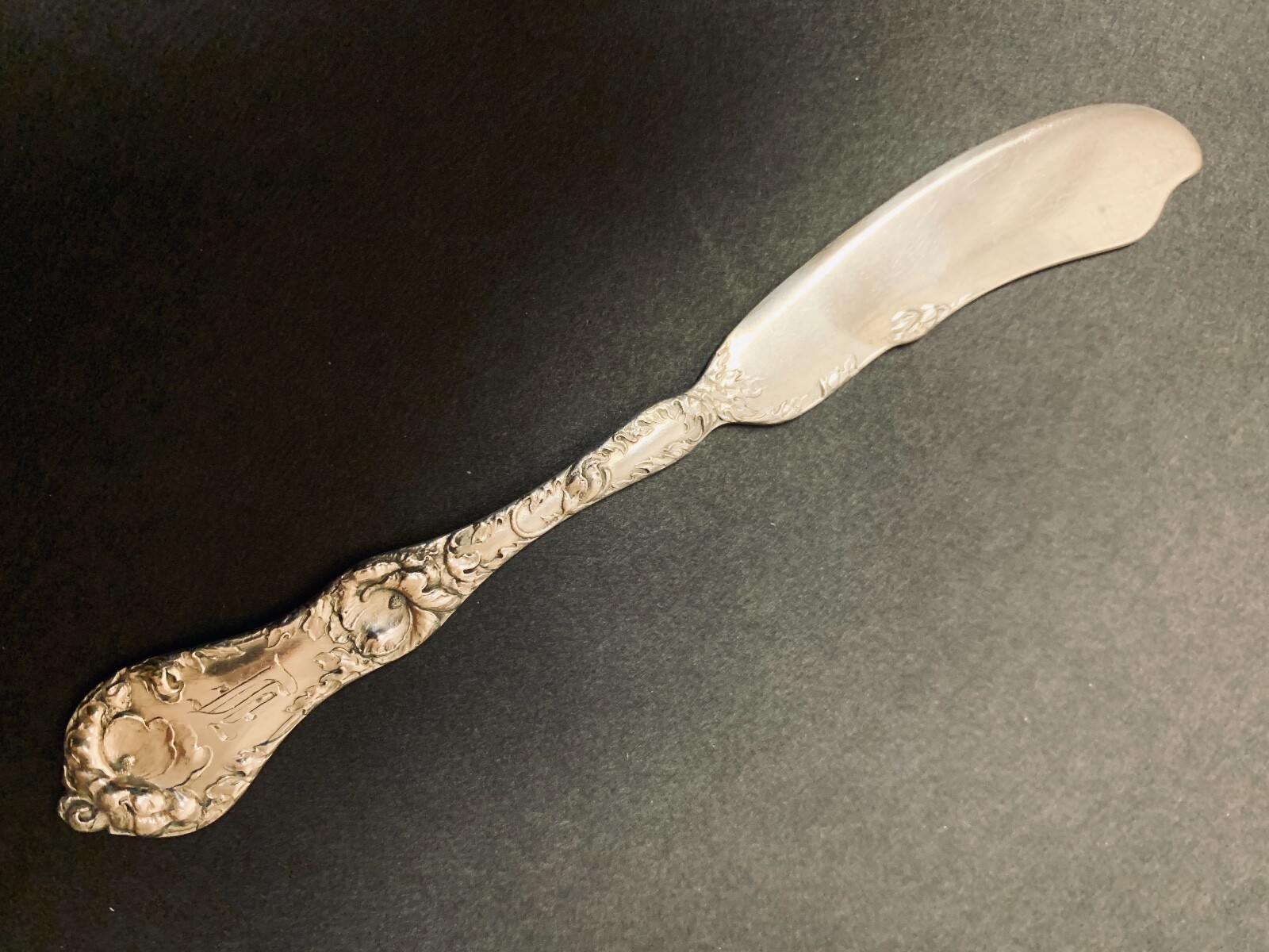 Les Cinq Fleurs by Reed & Barton Sterling Silver Flatware Butter Knife Mono