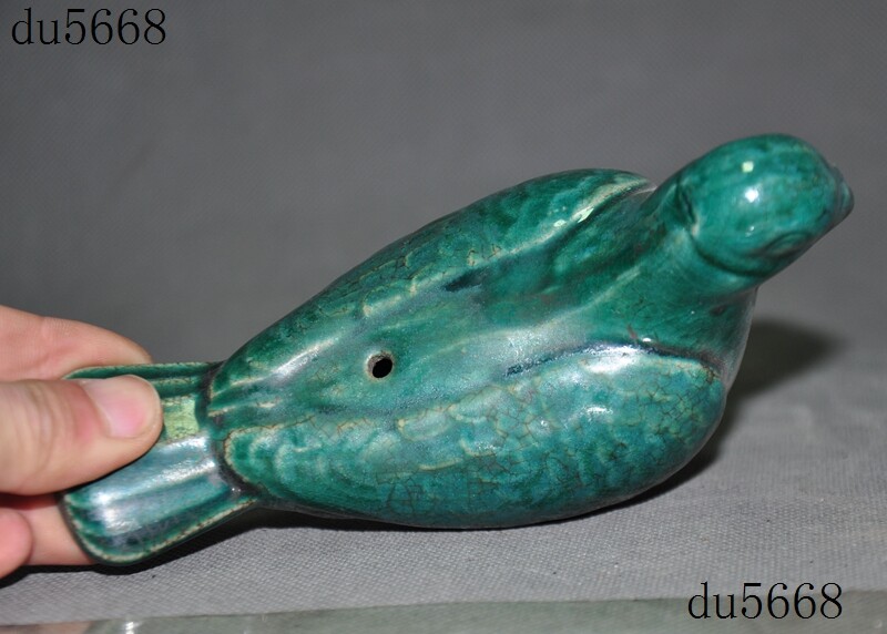 China Feng Shui green glaze Old porcelain pigeon dove bird of peace bird statue