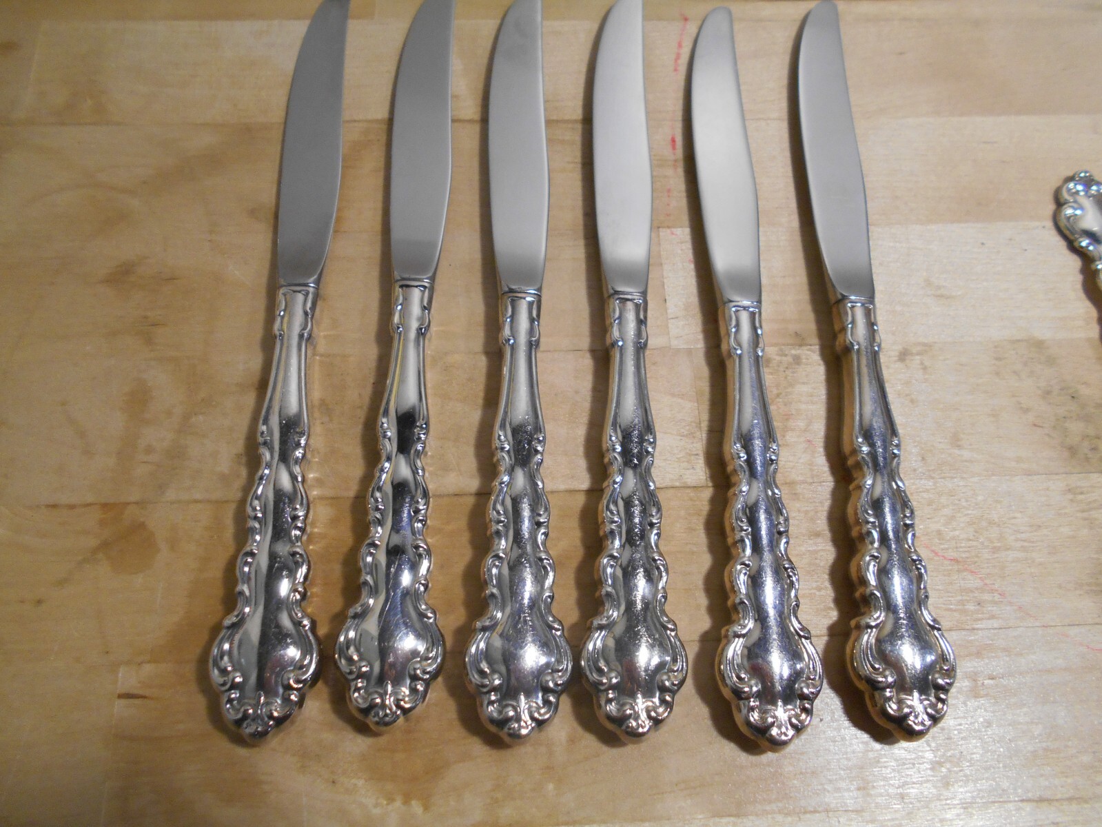 6 Community Silverplate 1969 MODERN BAROQUE Pattern Dinner Knives 7990