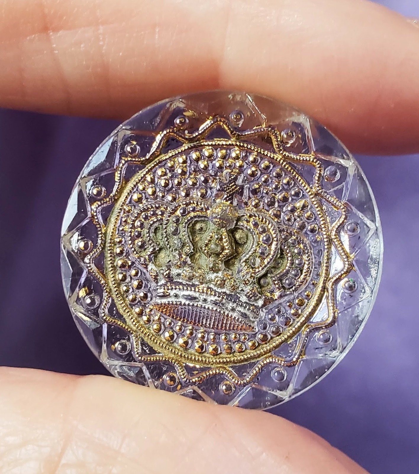 Antique Pictorial Lacy Glass Button ~ CROWN ~ A Must-Have for Lacy Collectors