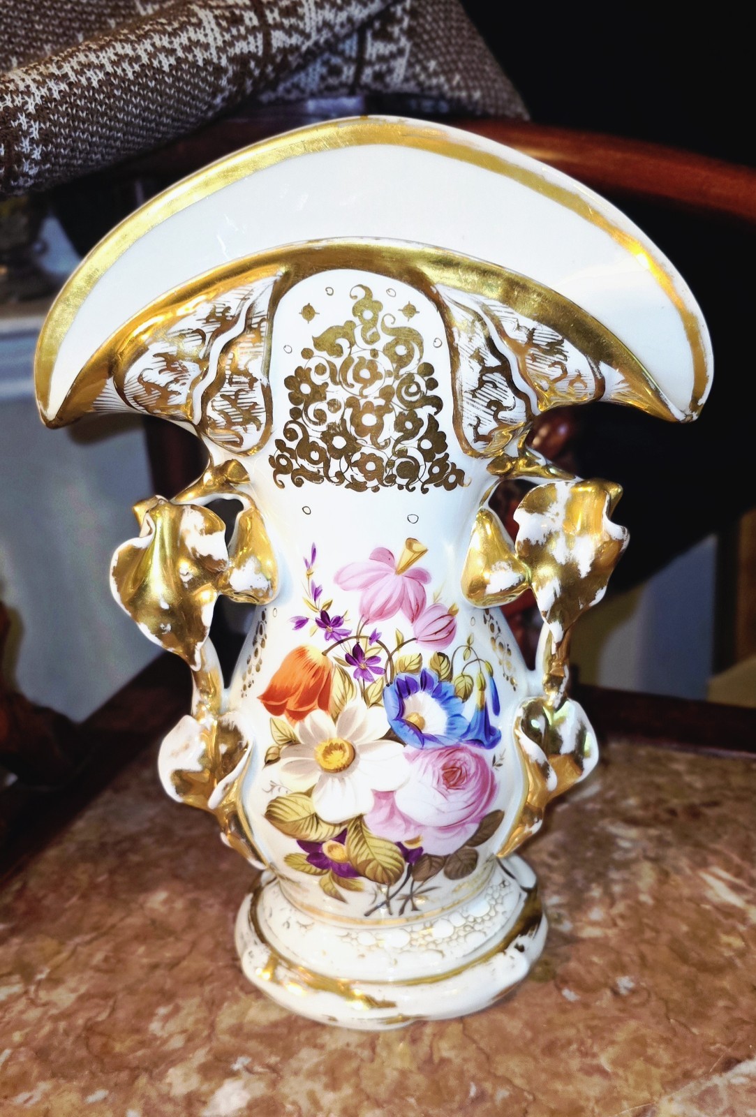 Dresden,Saxony (Germany) l Thieme One of a kind hand painted original spill vase