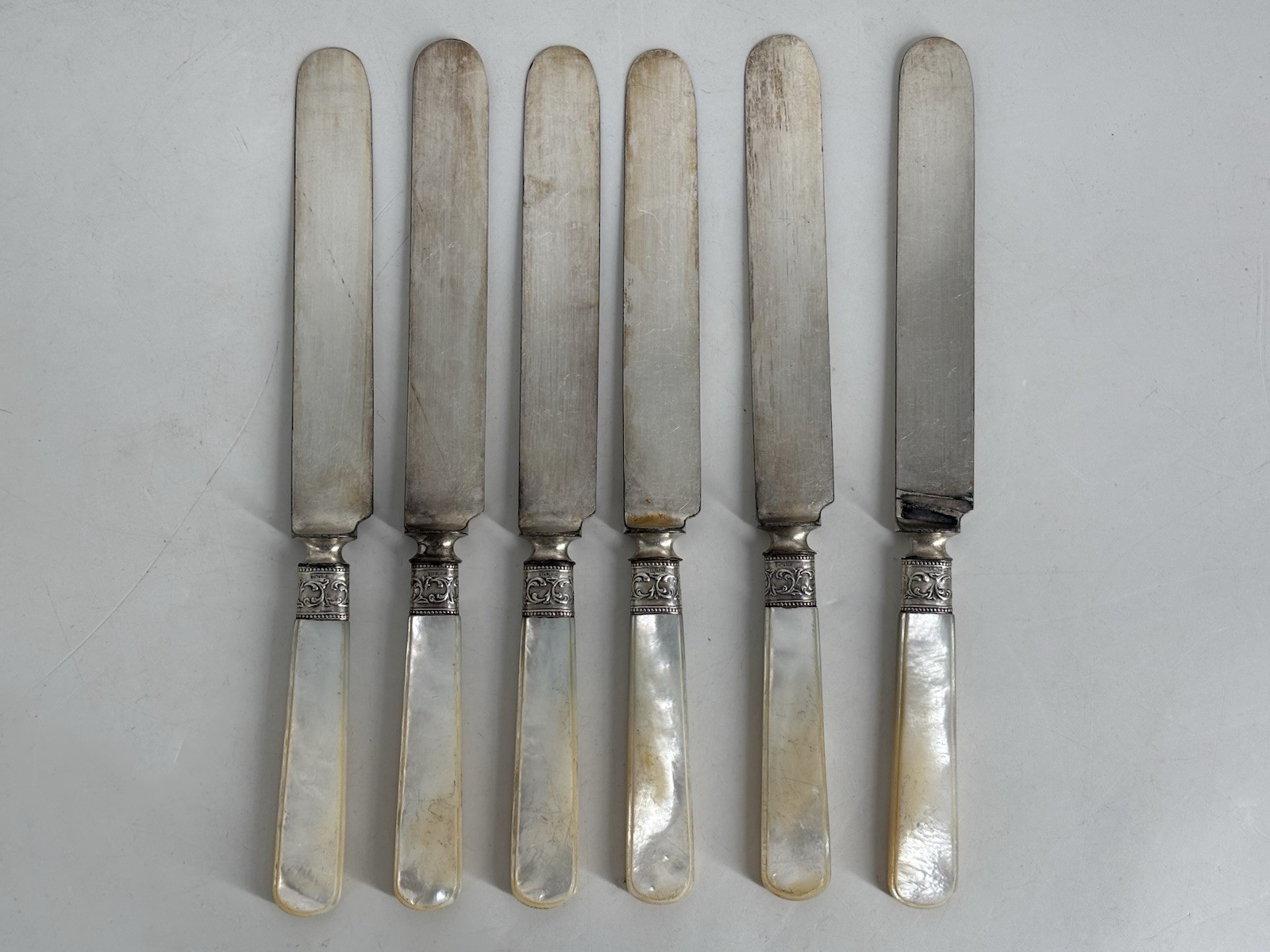 Landers, Frary & Clark Butter Knife Set Of 6 – Stainless Blade, MOP, 925 Ferrule