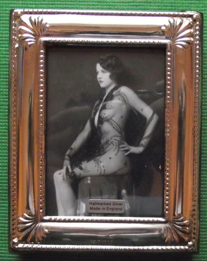 Shell Edwardian Design Hallmarked Sterling Silver Photo Frame : Xmas Valentines