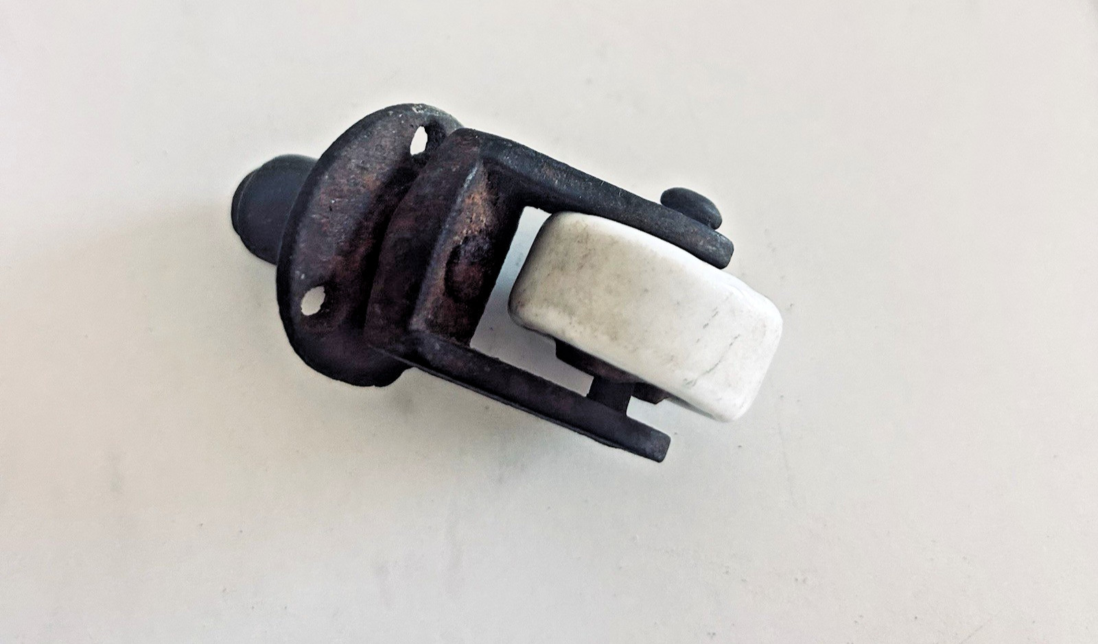 Antique Porcelain/Ceramic Furniture Caster Wheel Victorian Era Metal/Iron Post A