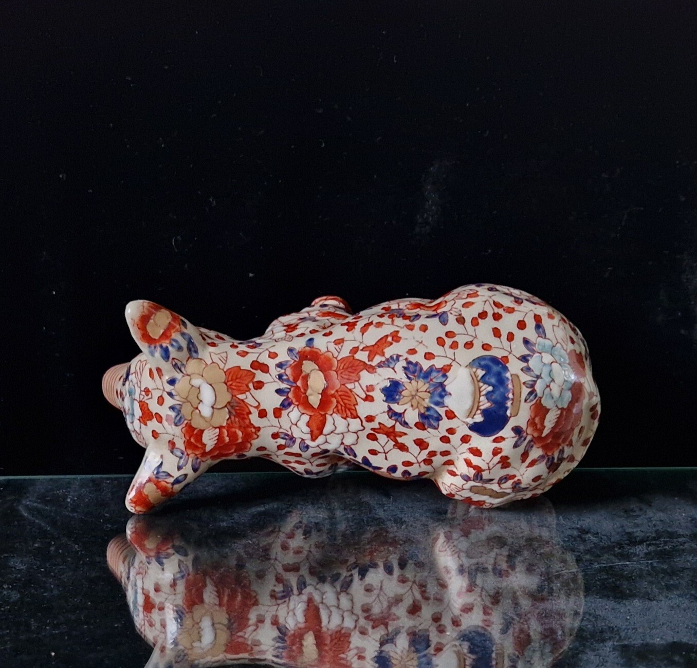 Antique Imari Pattern Chinese Ceramic Floral Seated Pig Figure Ornament 18cm