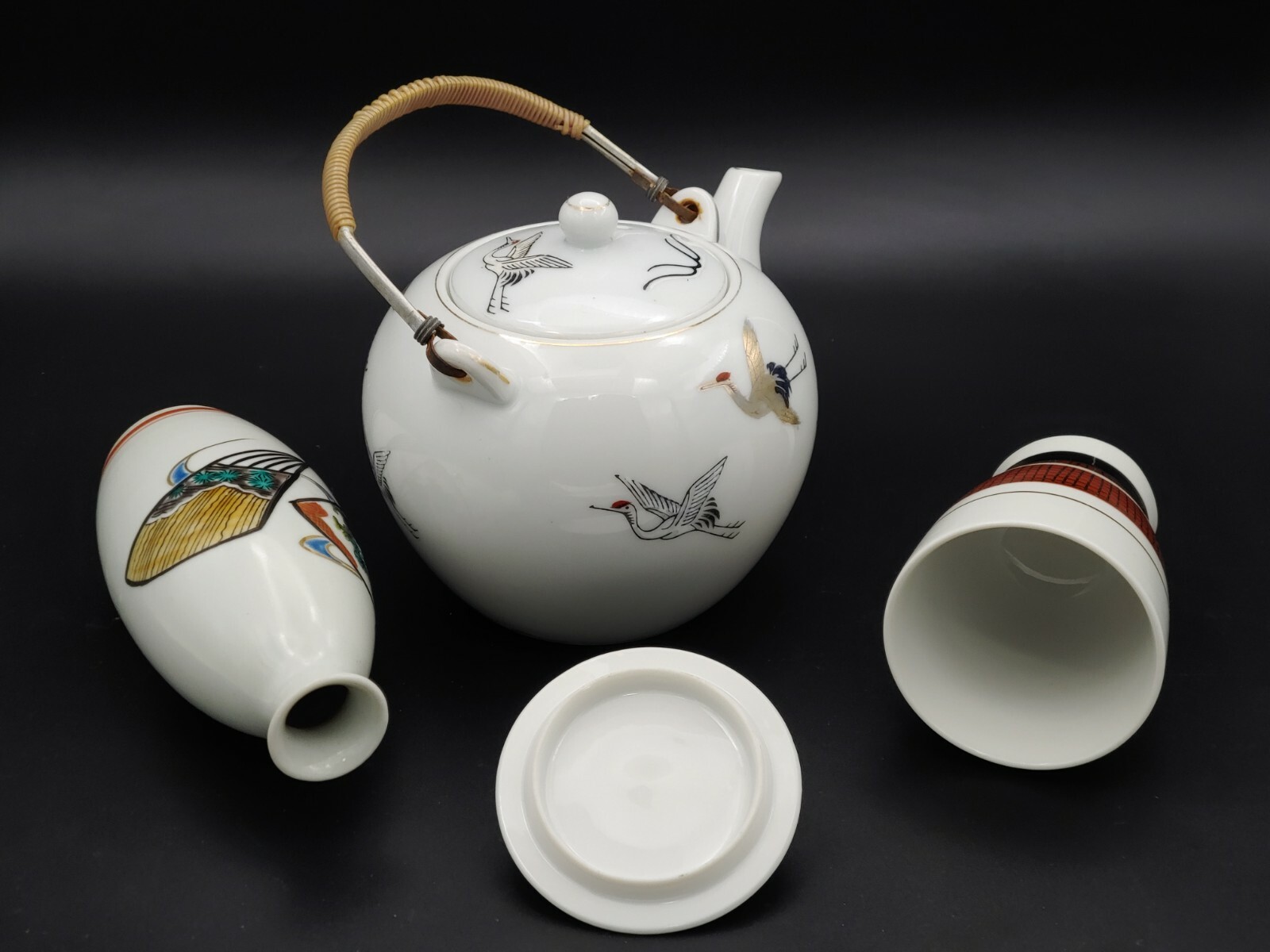 民国三贵手绘仙鹤茶壶九谷烧瓷器 Antique China Teapot Japan Kutani Porcelain Cup Sake Wine Bottle