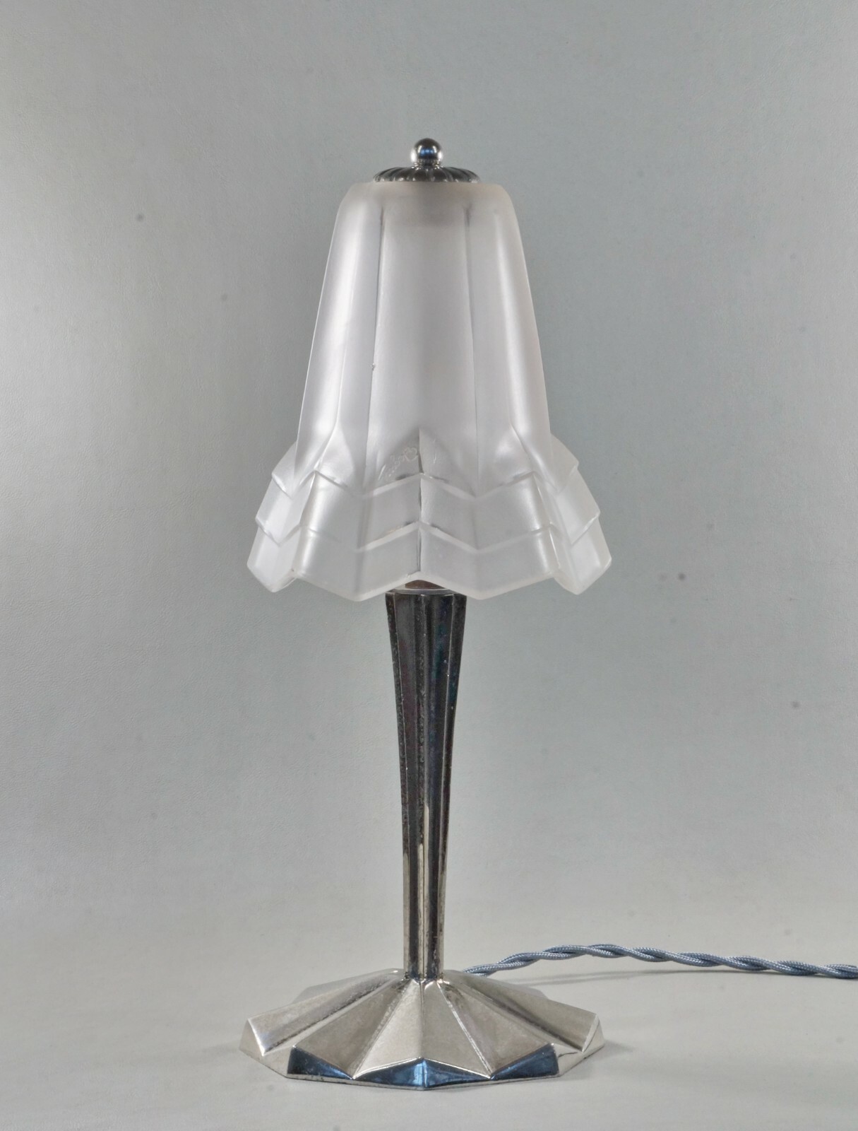 DEGUÉ : French 1930 art deco lamp ……………………… France
