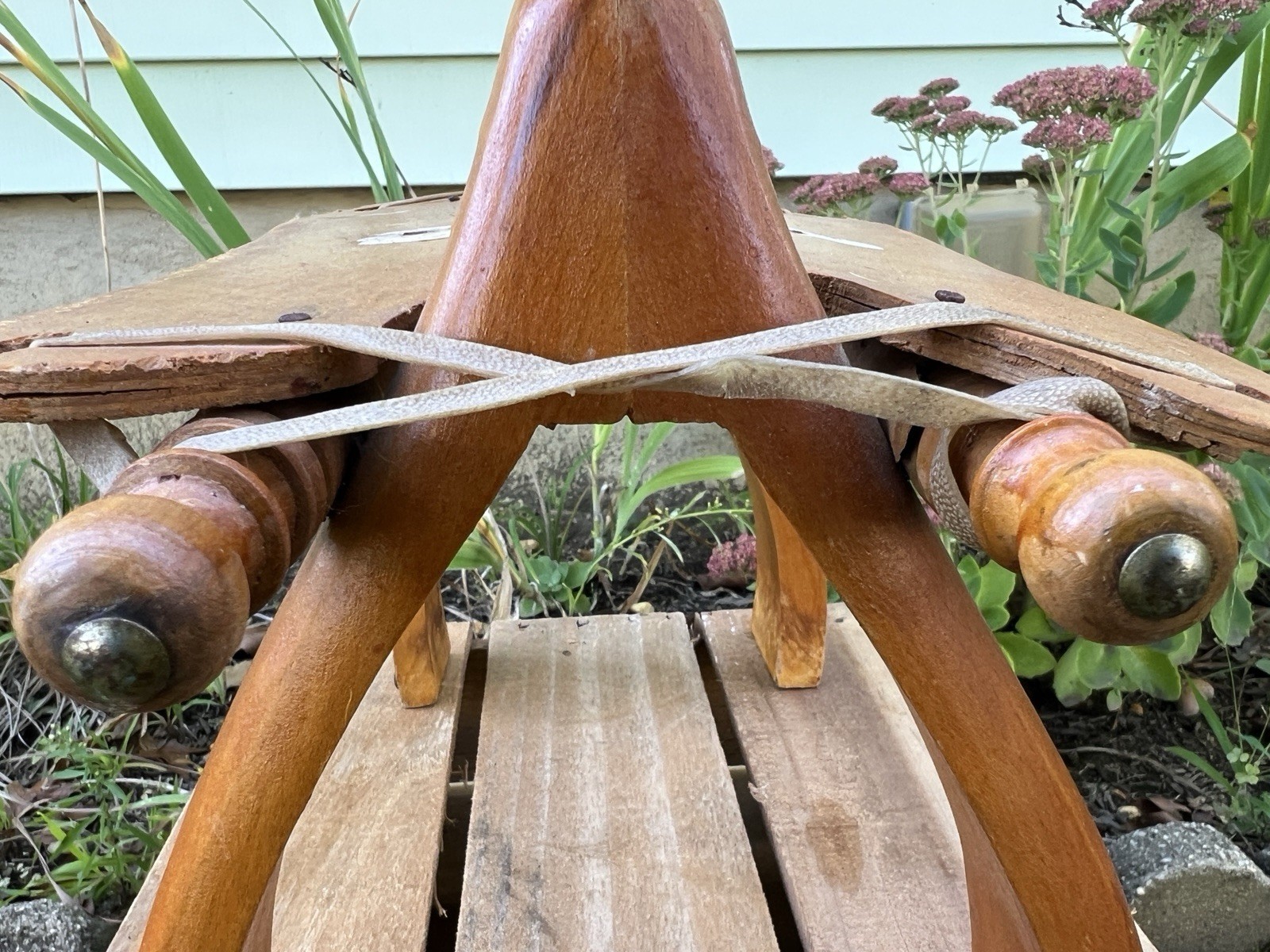 Vintage Turkish Hand-Carved Camel Saddle Stool Folk Art Original – Export Label