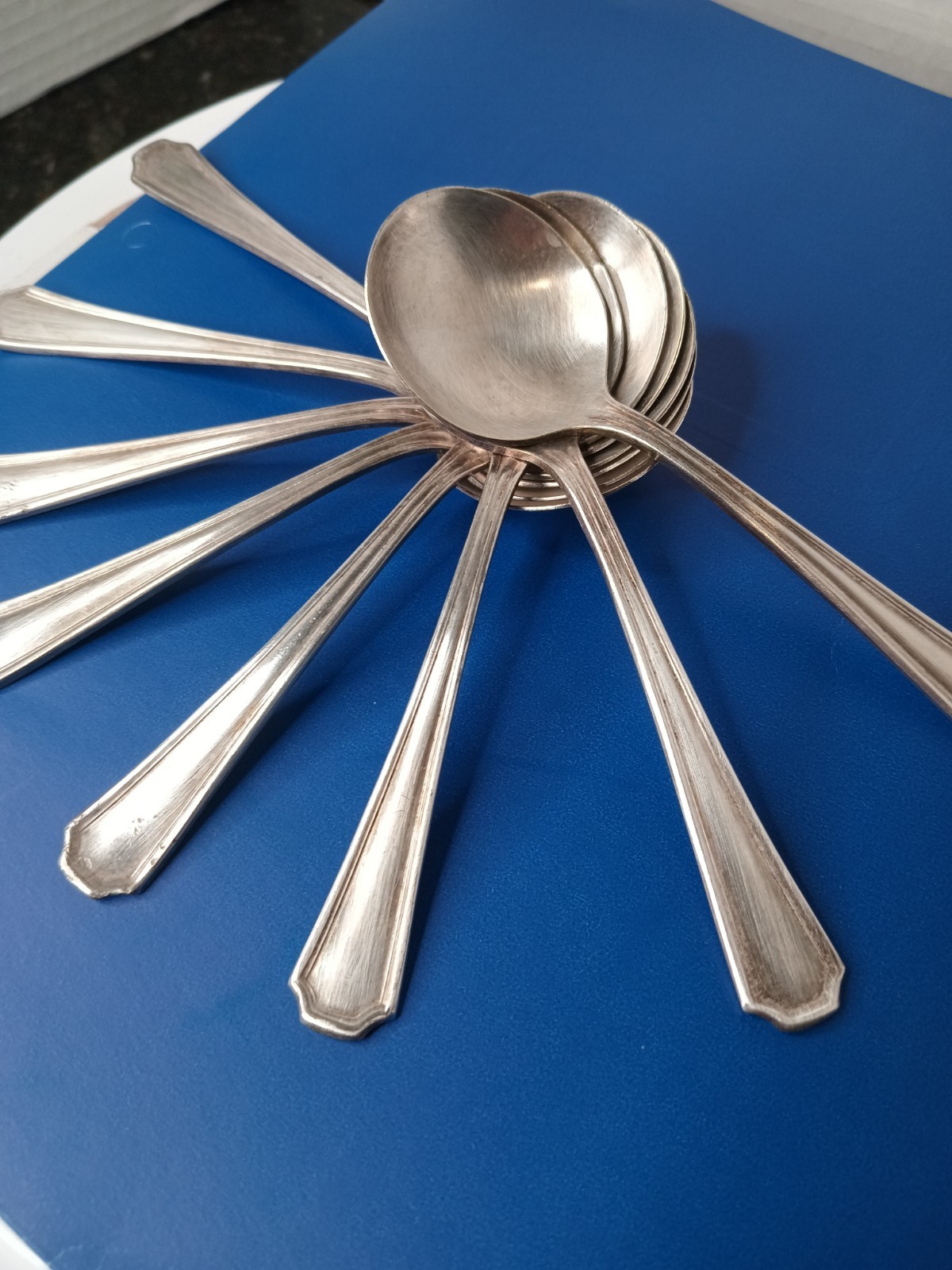 Oneida Silversmiths Vintage Soup Spoons 8