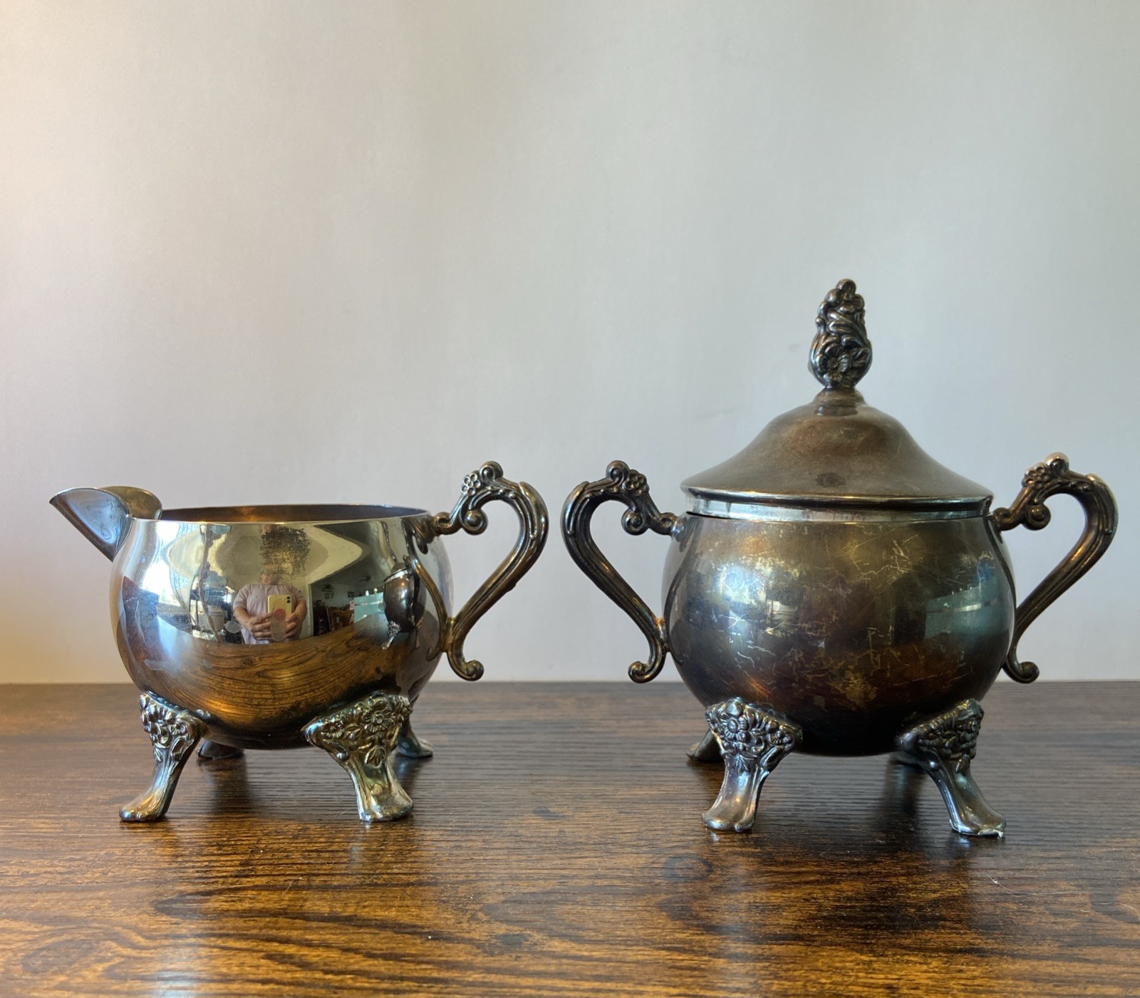 Wm Rogers Silver Plated Sugar Bowl and Creamer Set Vintage
