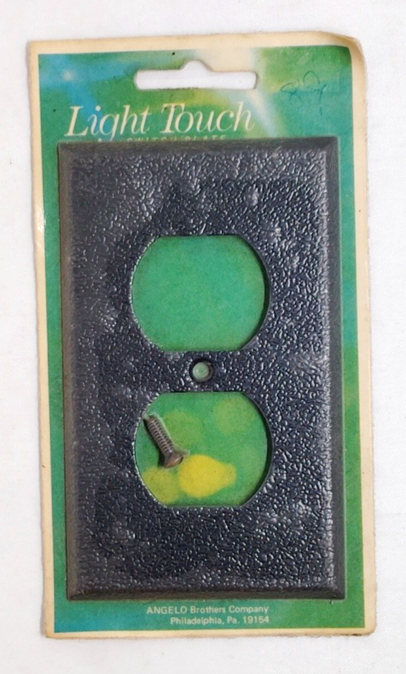 NOS Vintage 60s Wrinkle Black Plastic Light Touch Outlet Cover 74852