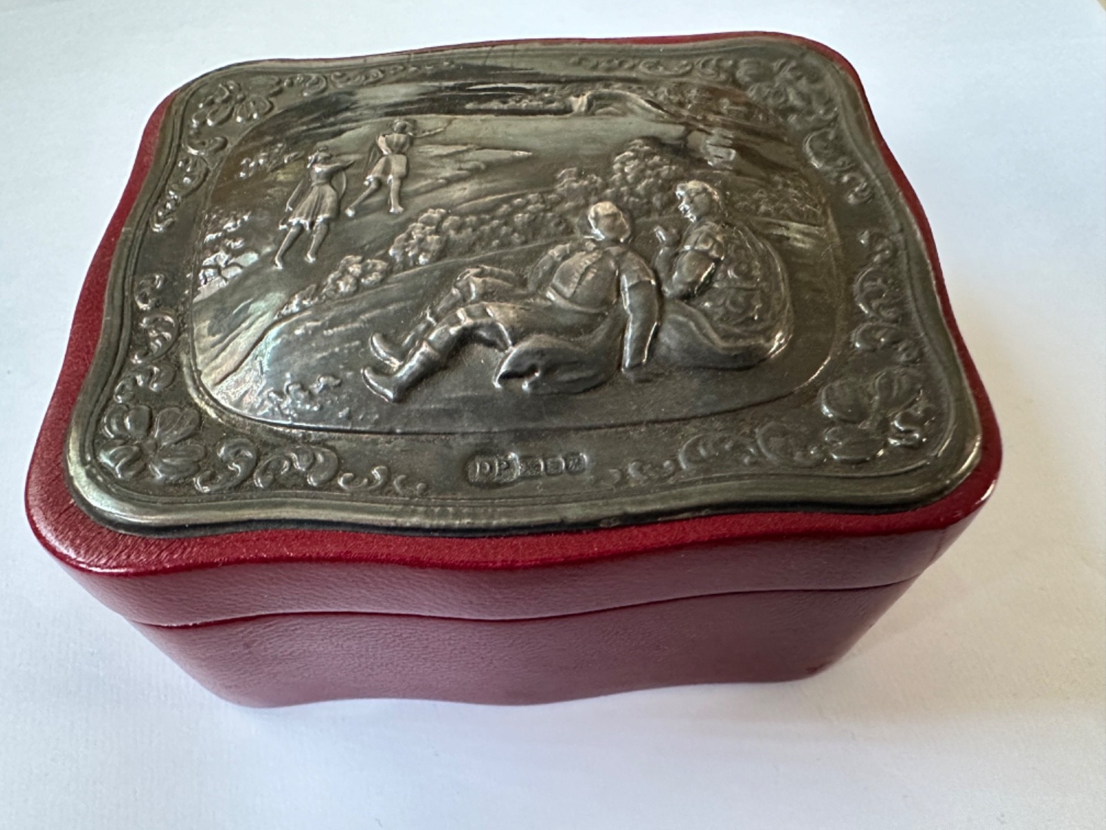 LOVELY SOLID SILVER LEATHER ORNATE JEWELLERY TRINKET BOX HALLMARKED