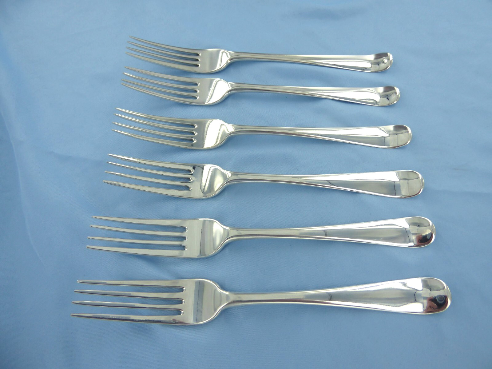 AN ANTIQUE SET OF SIX STERLING SILVER OLD ENGLISH DINNER FORKS. DUBLIN 1794.