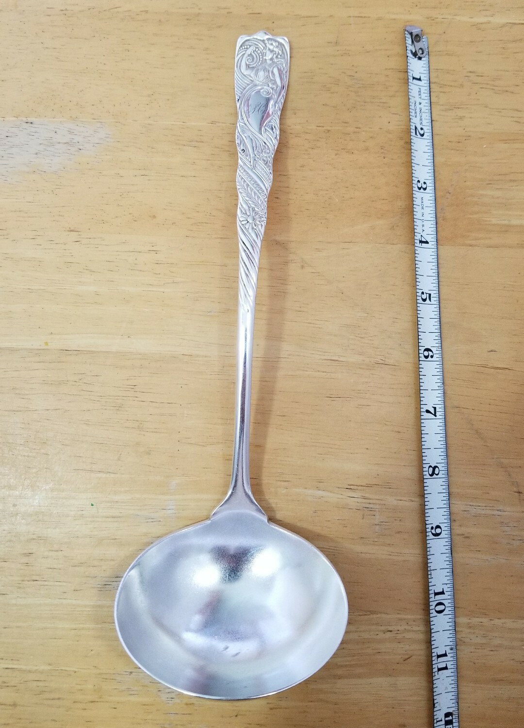 L@@K! 1847 ROGERS BROS ANTIQUE 1891! SIREN SILVERPLATED “10 3/8” SOUP LADLE