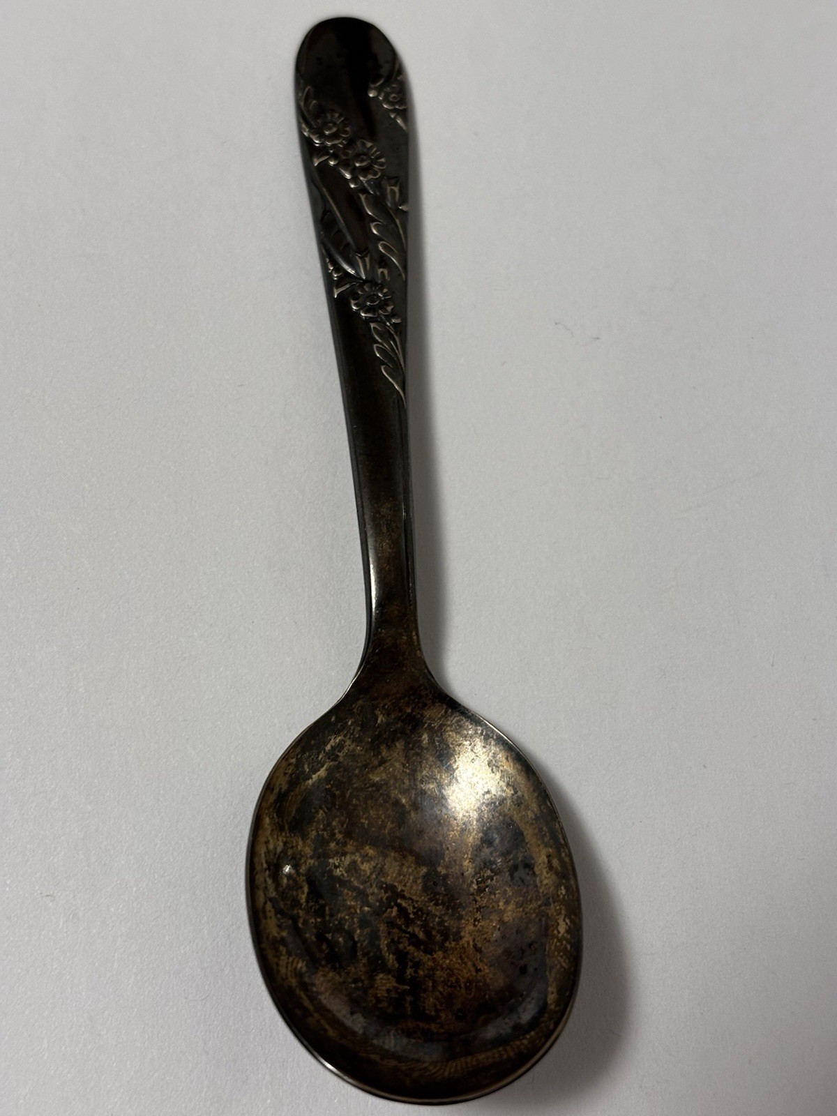 Vintage 1920-30’s Baby Spoon ONEIDA COMMUNITY Tudor Plate: Bridal Wreath Pattern