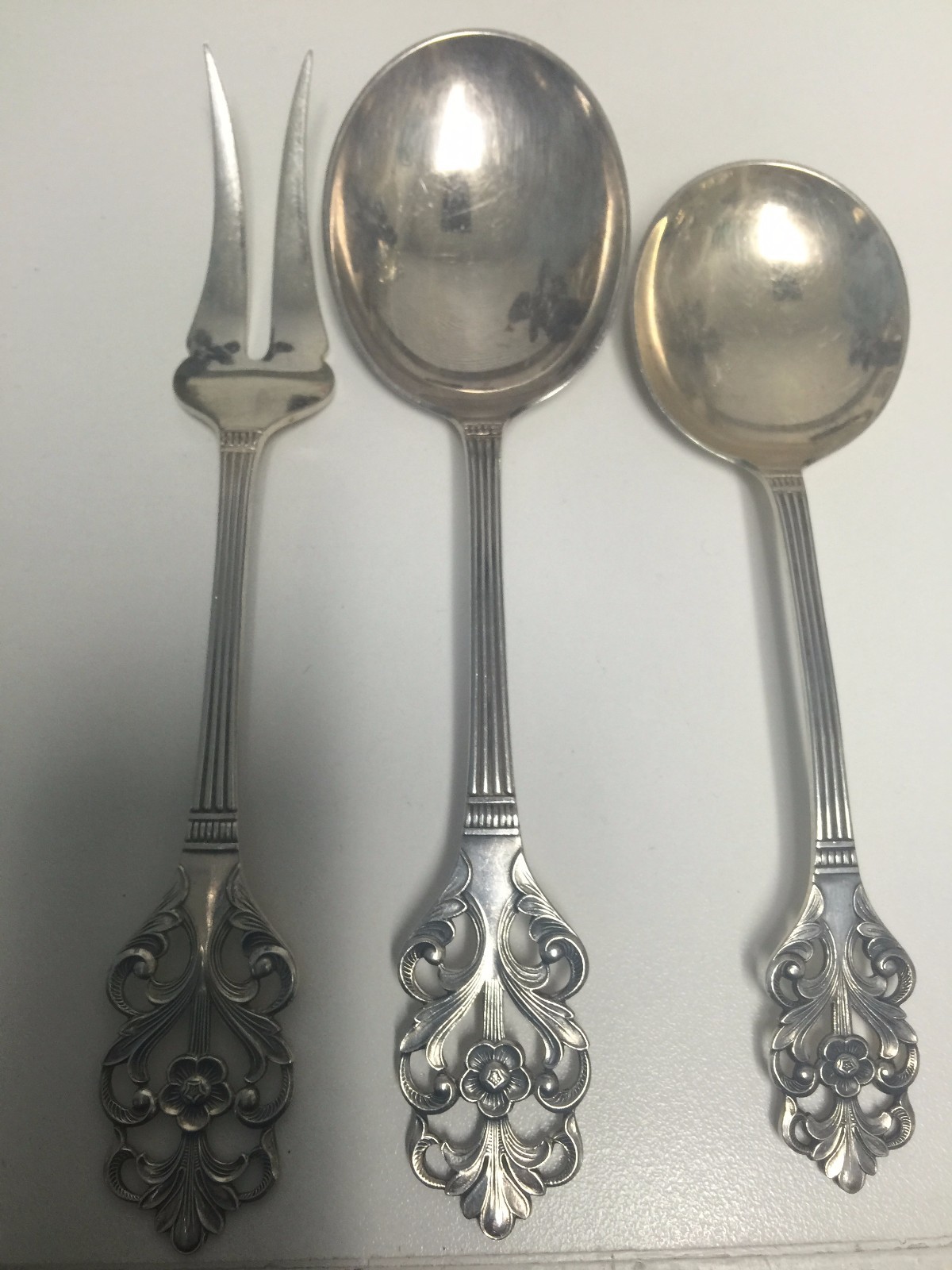 VIKING ROSE 830 SILVER 2 SERVING SPOONS AND FORK