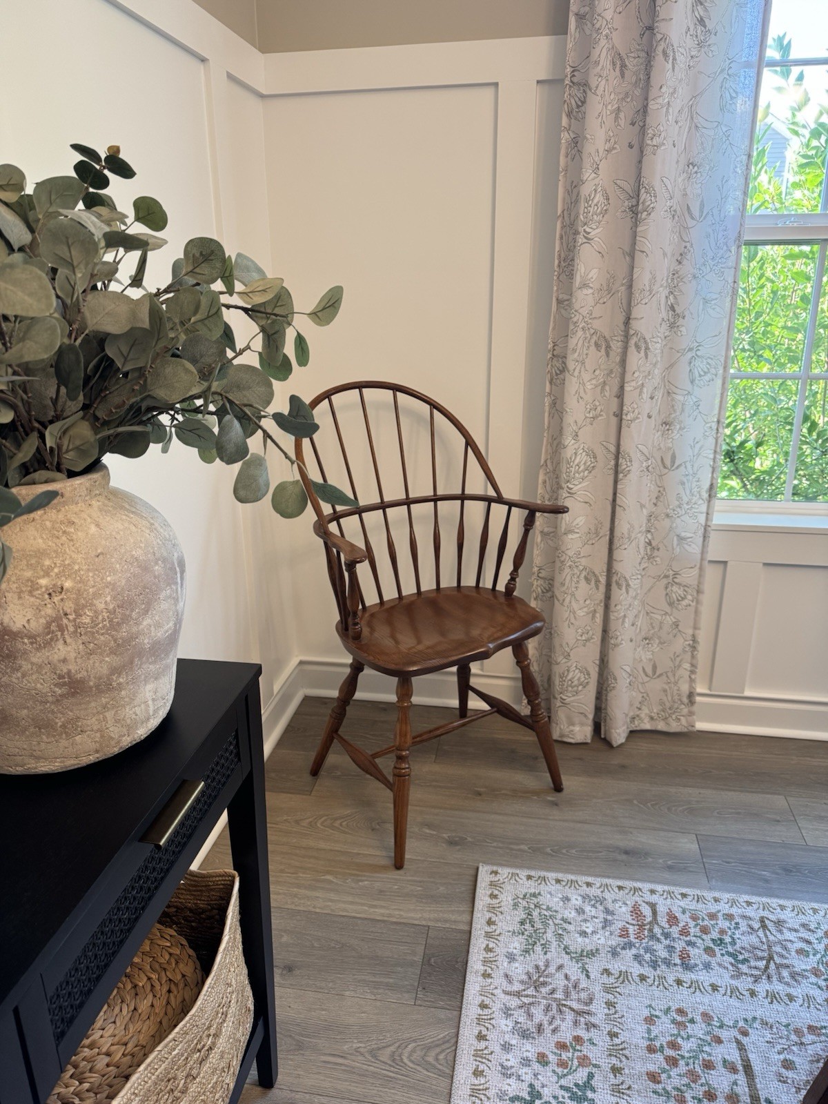 Vintage Solid Oak Windsor Armchair Colonial Farmhouse Tell City Style