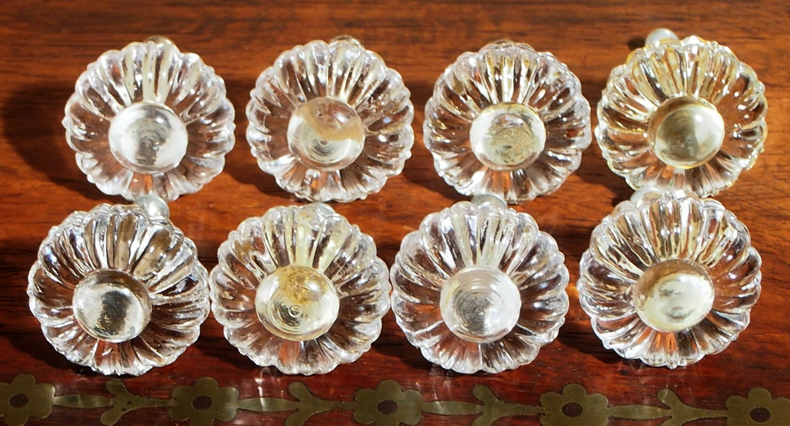 Set of 8 Vintage Clear Round Daisy Flower Glass Knobs Pulls 1 ⅜” Lot