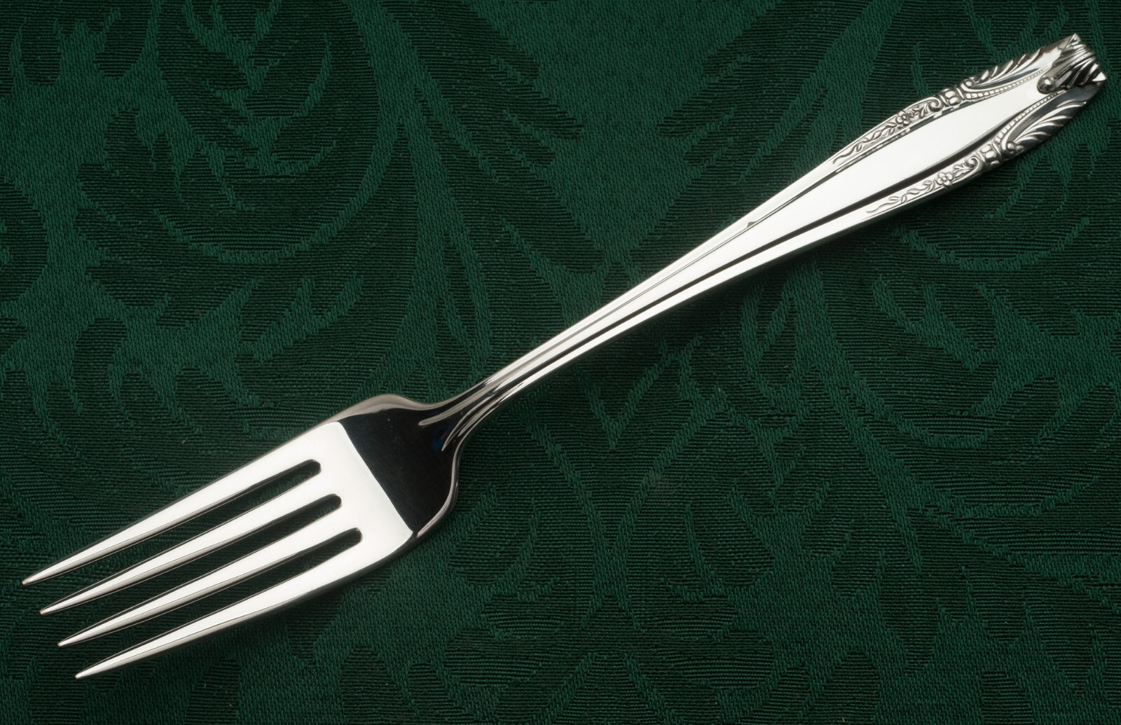 Stradivari by Wallace Sterling Silver Dinner Size Fork 7.75″