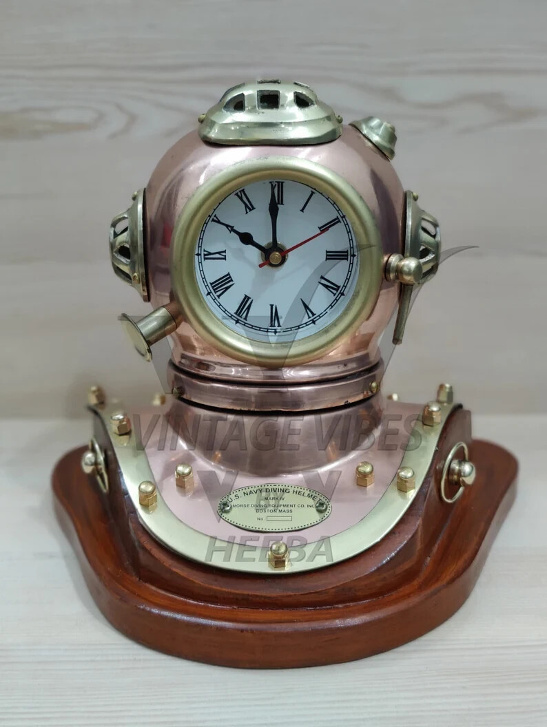 Handmade Brass / Copper Finish Diving Helmet Working Clock Nautical Desktop Gift