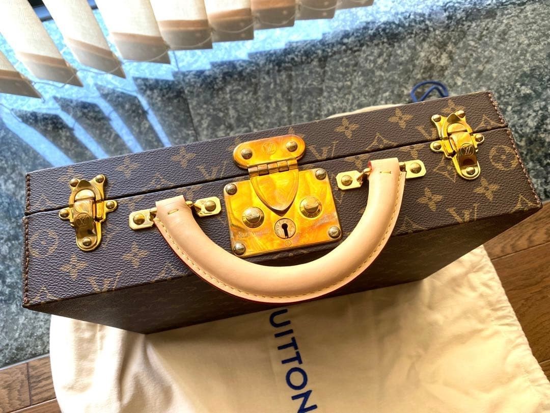 Louis Vuitton Boîte Bijou Jewelry Case Bag Trunk Luggage Suitcase