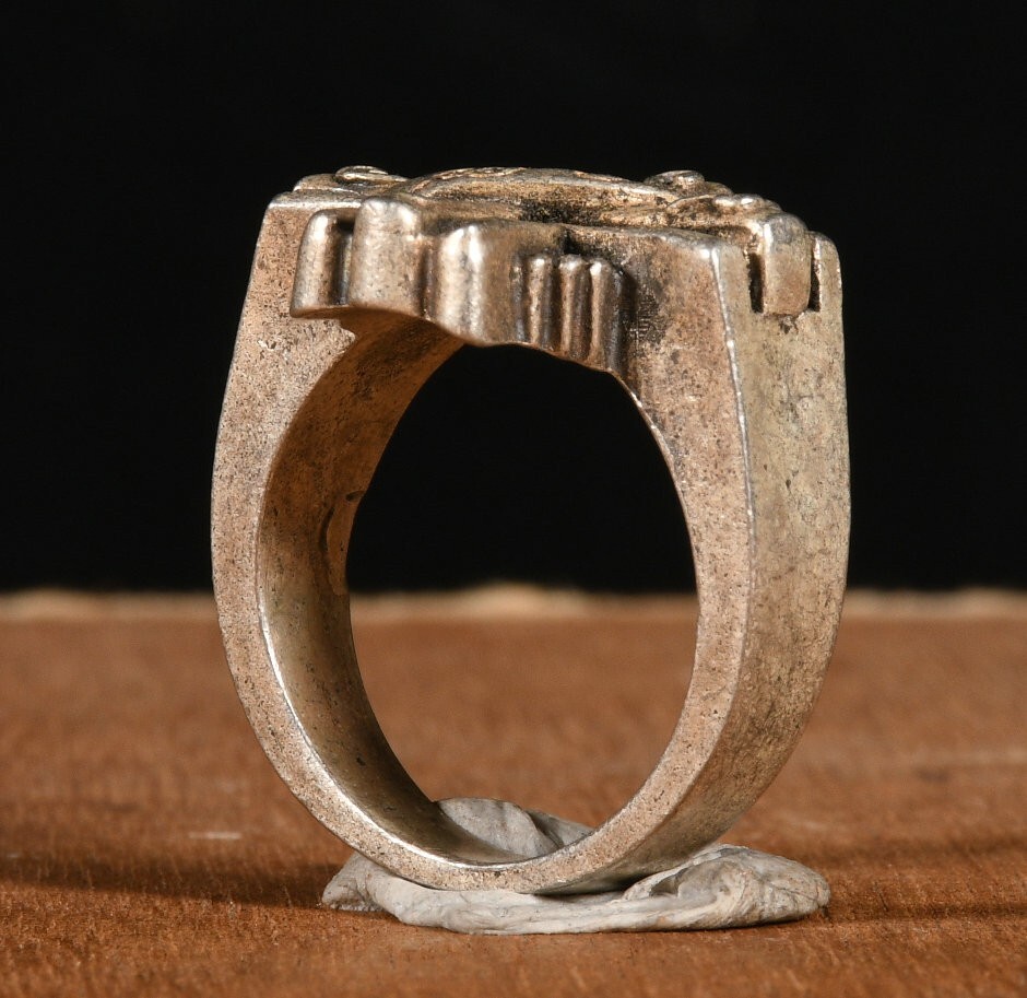 2.7CM Antique Tibet Old Silver Fengshui Cross Exorcism Blessing Ring Finger Ring