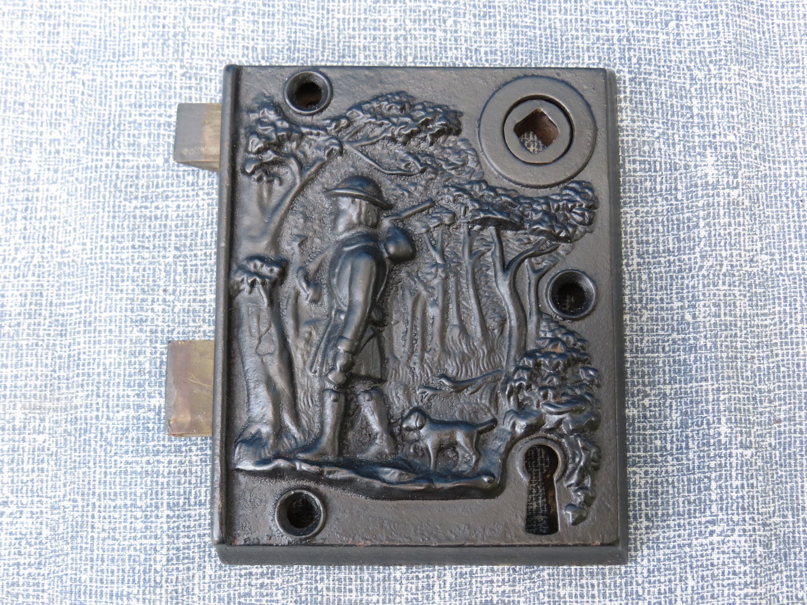 1858 PIONEER RIM LOCK RUSSELL & ERWIN CAST IRON # 562 Nice Condition