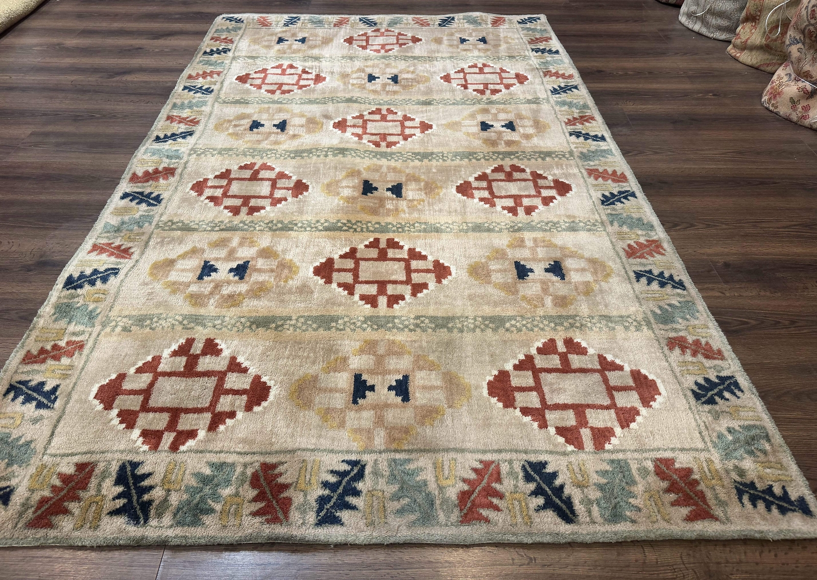 Geometric Design Area Rug 5×8, Beige and Rust Red