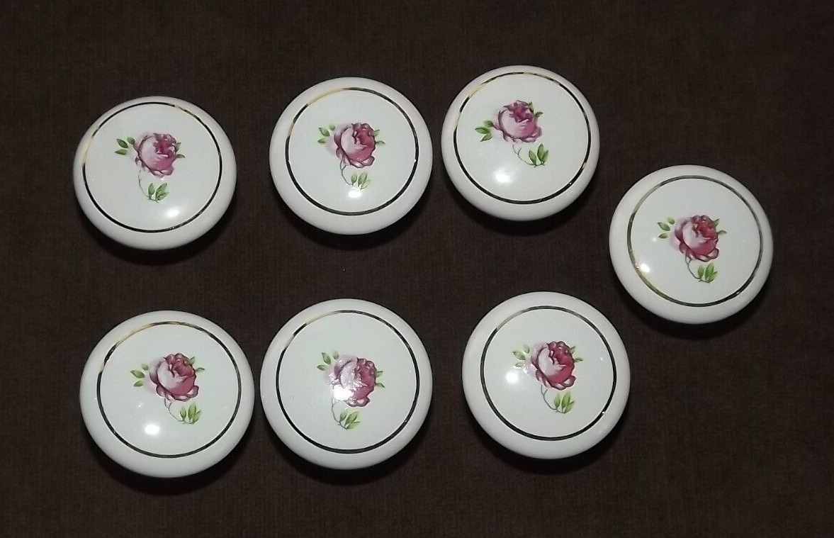 Porcelain Knobs Pulls Drawer Cabinet Pink Roses buds 1.5″ Lot of 7 w no screws