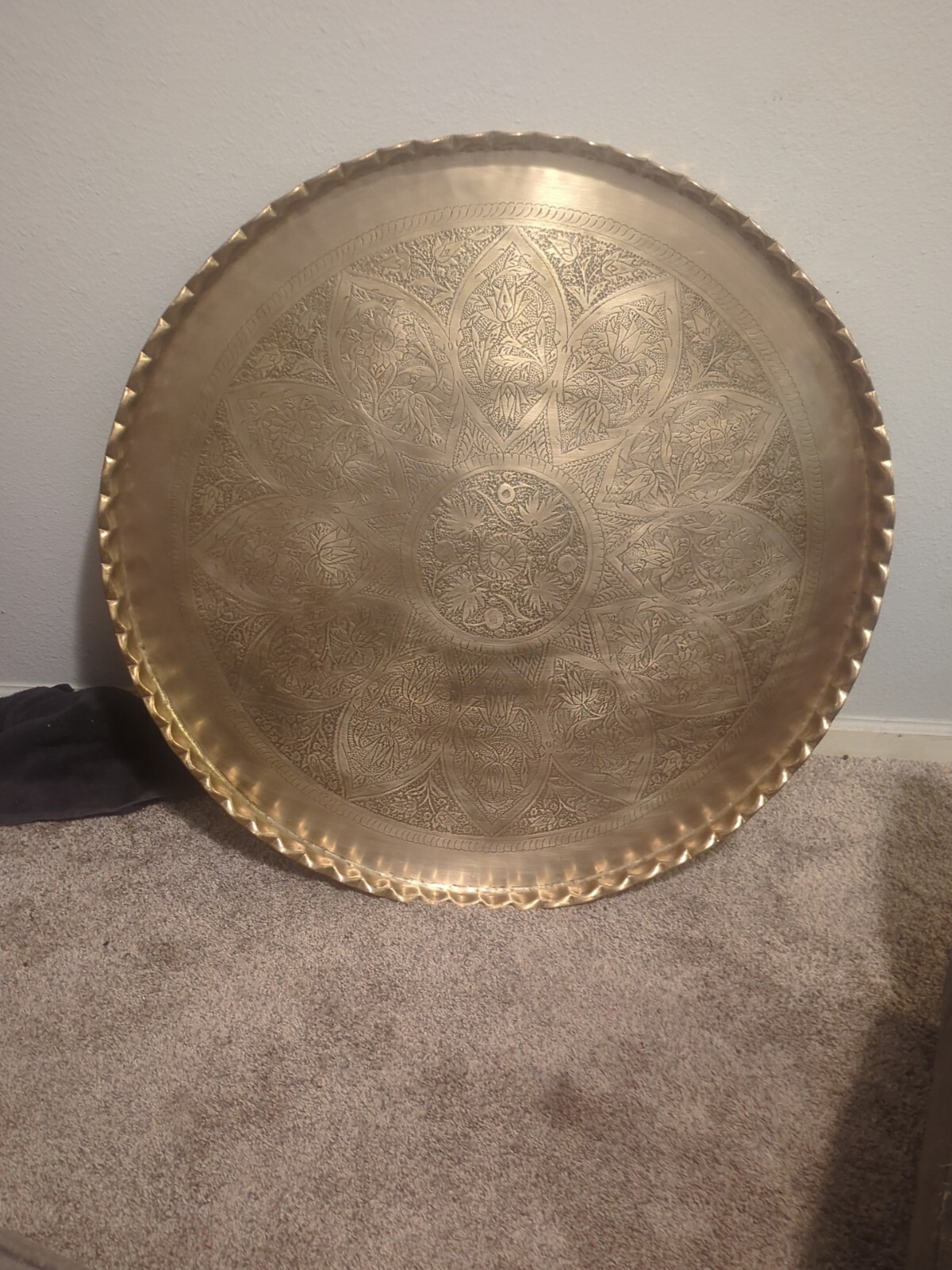 Circle Gold Brass Table