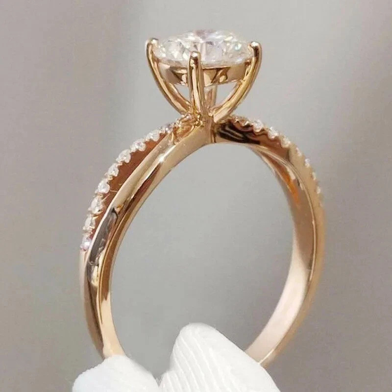 2Ct Round Cut Lab Created Diamond Women’s Engagement Ring 14K Yellow Gold Plated