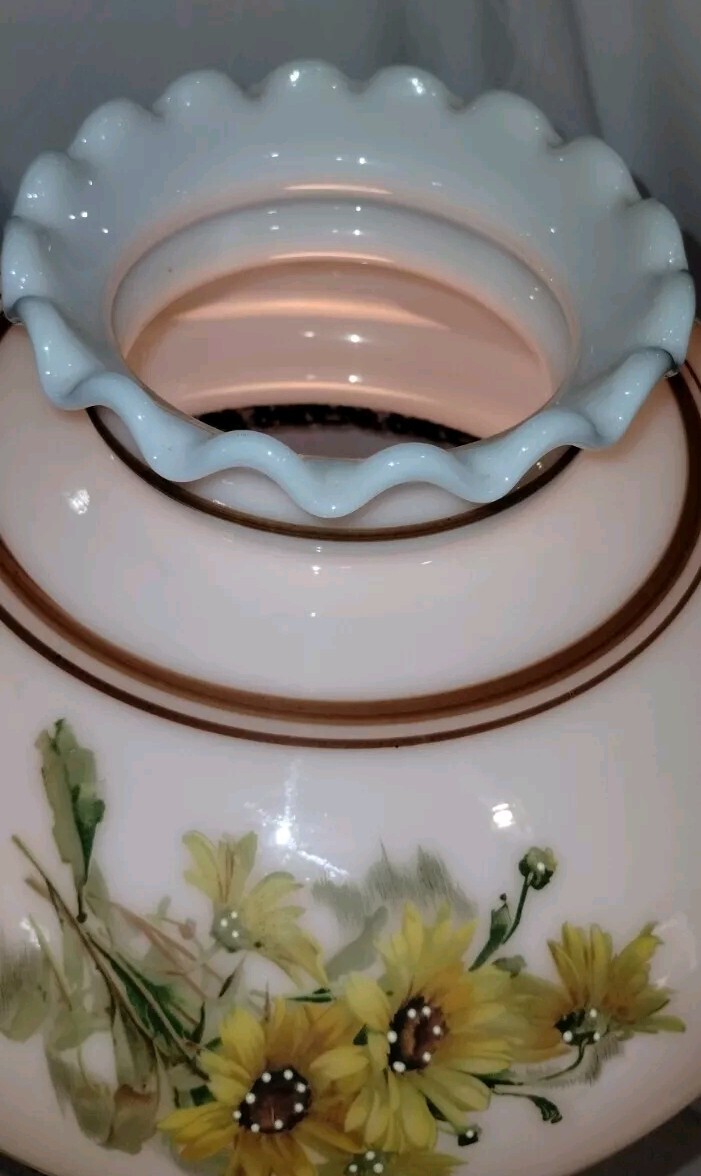 Vintage Table Lamp Accurate Casting Co 3 Way Hurricane Yellow Flowers / Chip