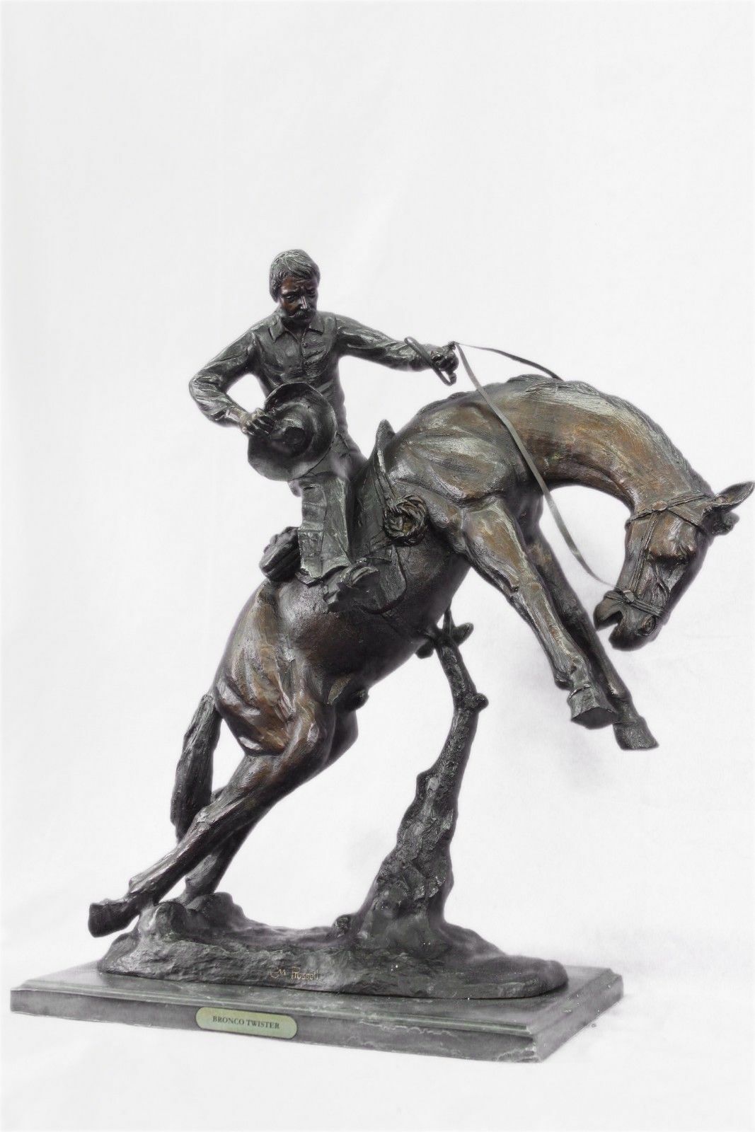 100% Bronze Statue 24″ Russell Bronze cowboy w/Horse Sculpture Bronco Twister NR