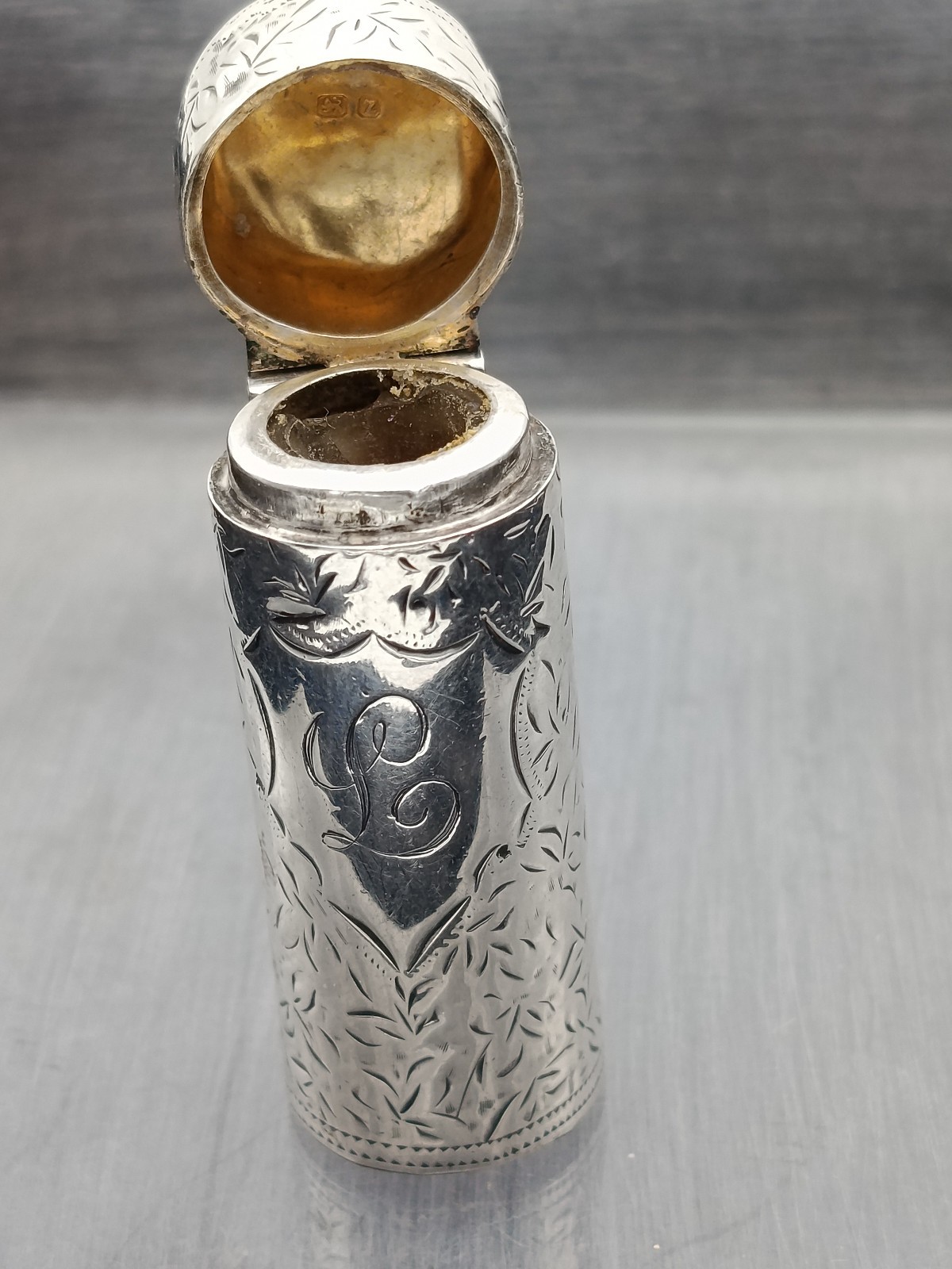 Victorian Ornate Sterling Silver Perfume Scent Bottle Flask Birmingham 1899