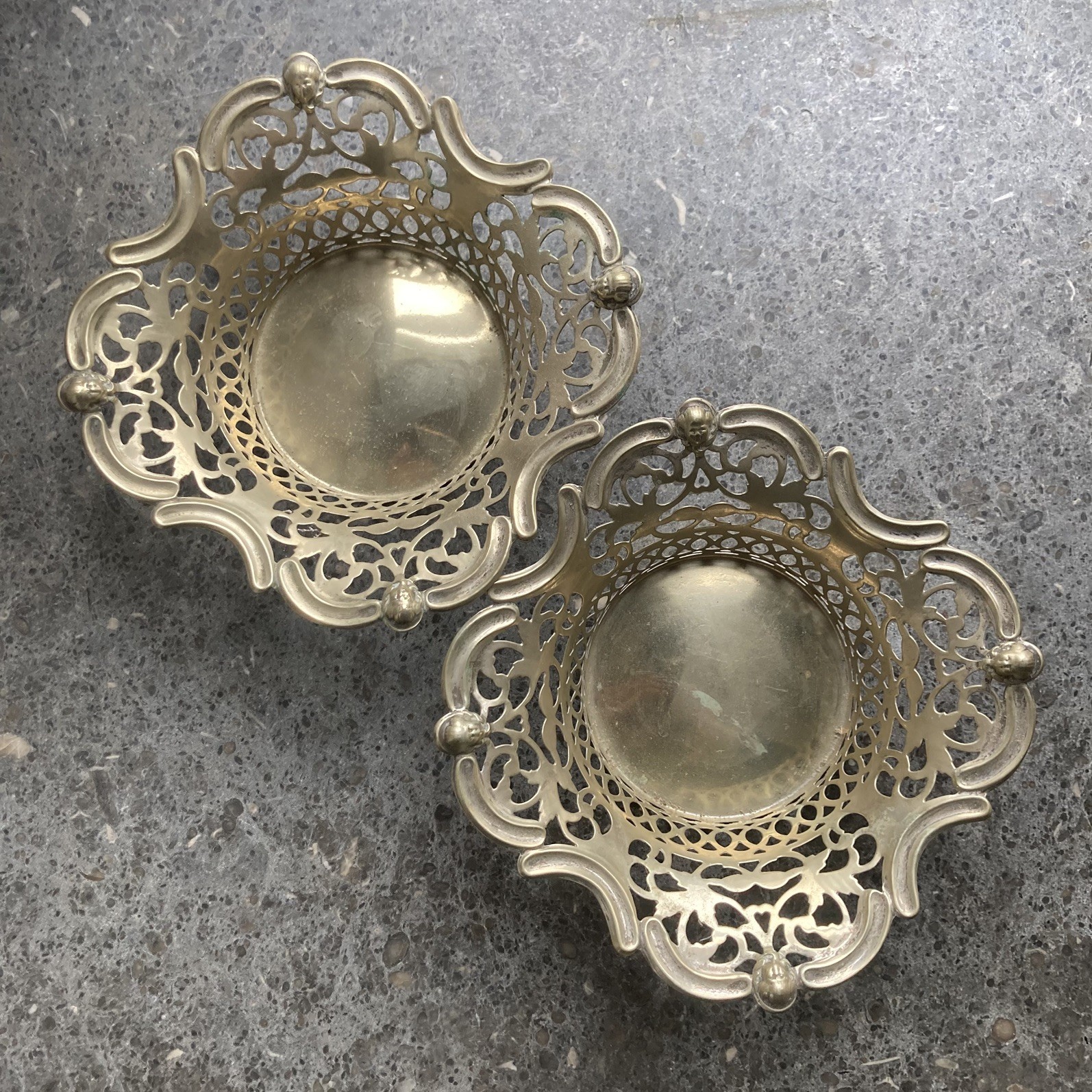 2 x EPNS Vintage Pierced Reticulated Silver Plated Plate Bon Bon Dish – a Pair