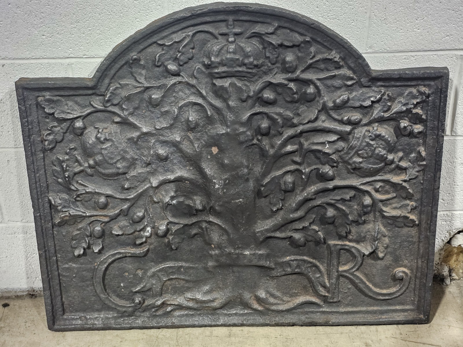Antique 17th Century Large Charles Rex Cast Iron Fireback Oak Tree King Charles